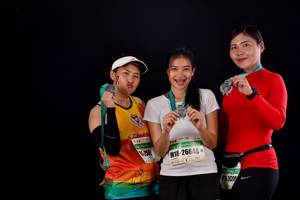 BIB: 258, 26646, 2820
                            <button type="button" onclick="openModal(9901183)" class="btn btn-primary btn-sm float-right btn-popup" data-toggle="modal" data-target=".modal-high-quality">
                        <i class="fas fa-shopping-cart"></i> Add to Cart
                    </button>
                                            <button type="button" onclick="isThisMe(9901183, true)" class="btn btn-success btn-sm float-right btn-popup btn-isme hidden" data-toggle="tooltip" data-placement="bottom" title="นี่คือรูปของคุณใช่ไหม คลิกที่นี่เพื่อเอาเข้าอัลบั้ม">
                        <i class="fas fa-plus"></i> Add to album
                    </button>
                    <button type="button" onclick="isThisMe(9901183, false)" class="btn btn-warning btn-sm float-right btn-popup btn-isnotme hidden">
                        <i class="fas fa-ban"></i> Remove from album
                    </button>